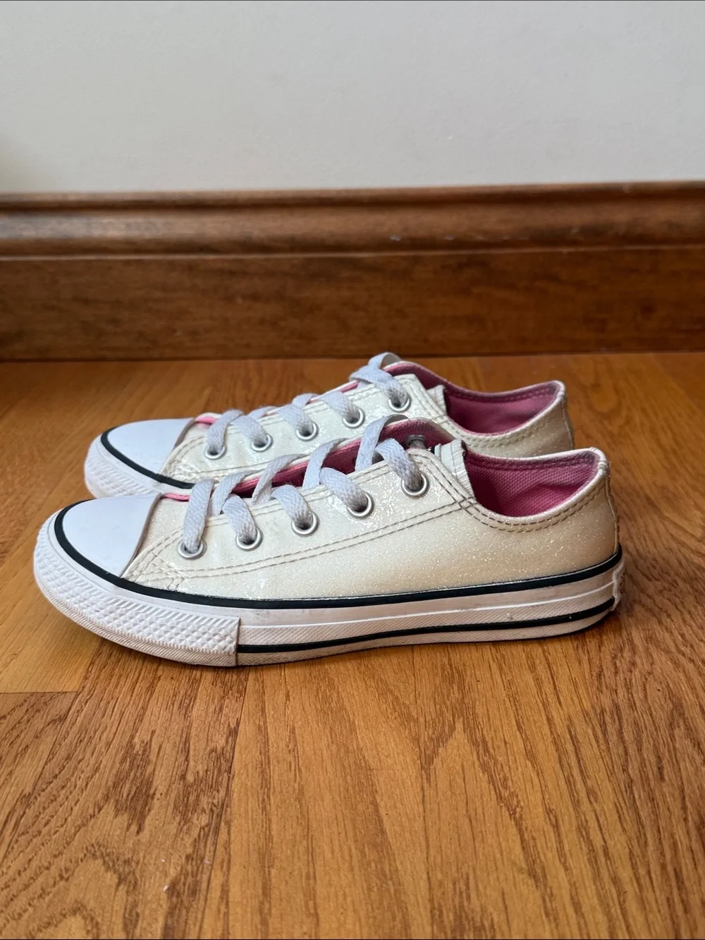 Converse Chuck Taylor All Star Iridescent Glitter Sneakers  Pale Yellow Youth 13